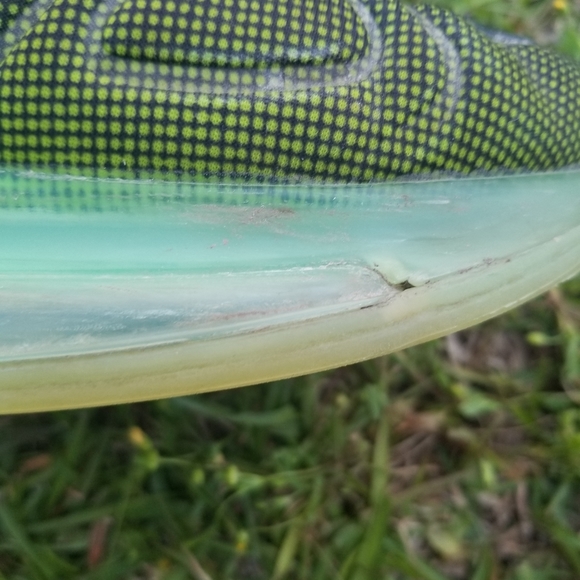 Nike shoes - Picture 8 of 16